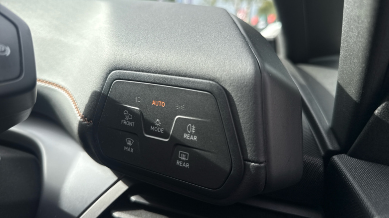 CUPRA Born 150kW V1 58kWh 5dr Auto Electric Hatchback